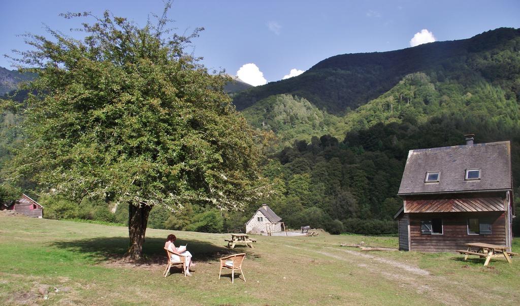 Les Chalets De La Foret D'Issaux Osse-en-Aspe 部屋 写真
